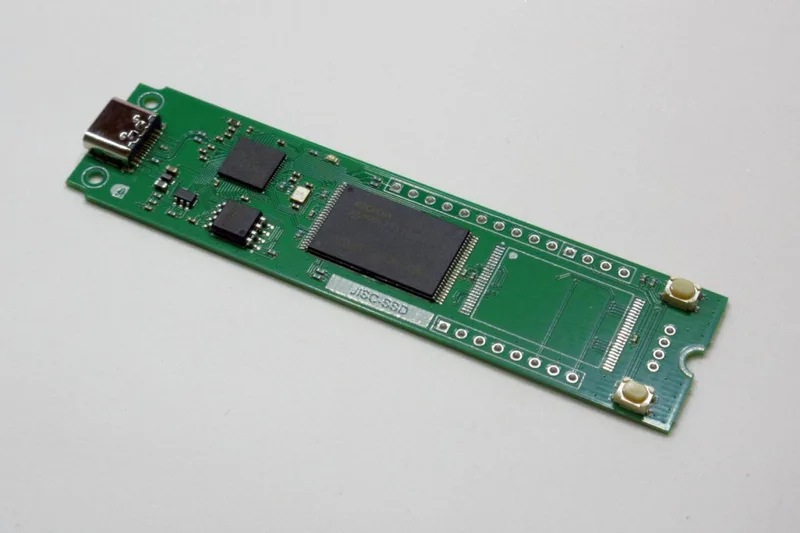 JISC-SSD (твердотельный накопитель Jisaku для вычислений в хранилище)