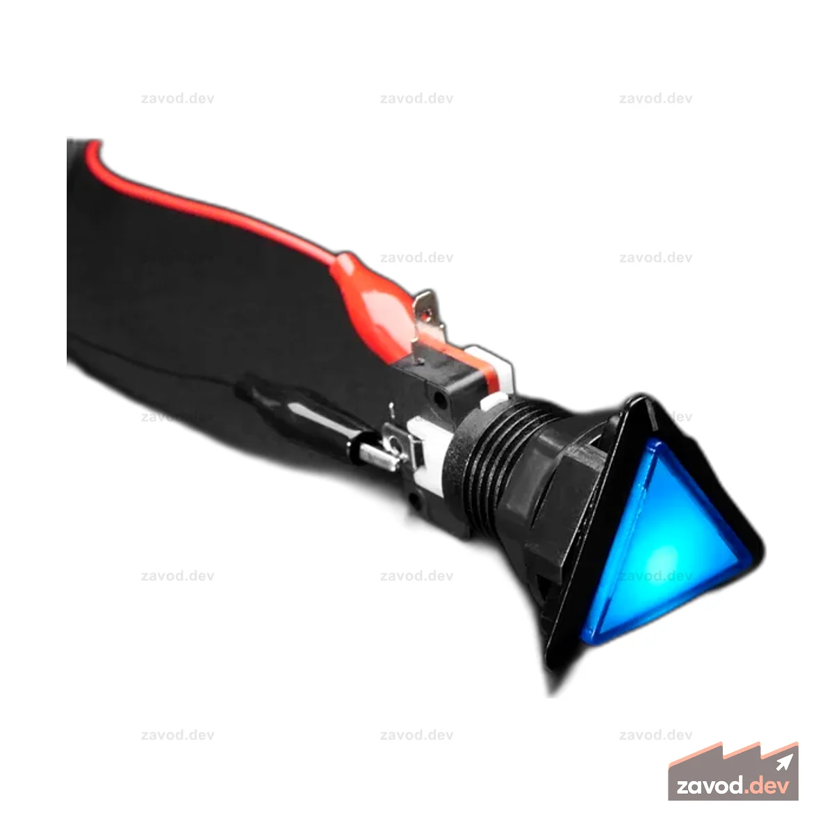 Треугольная кнопка со светодиодной подсветкой, также известная как научно-фантастические кнопки 1960-х годов - синяя