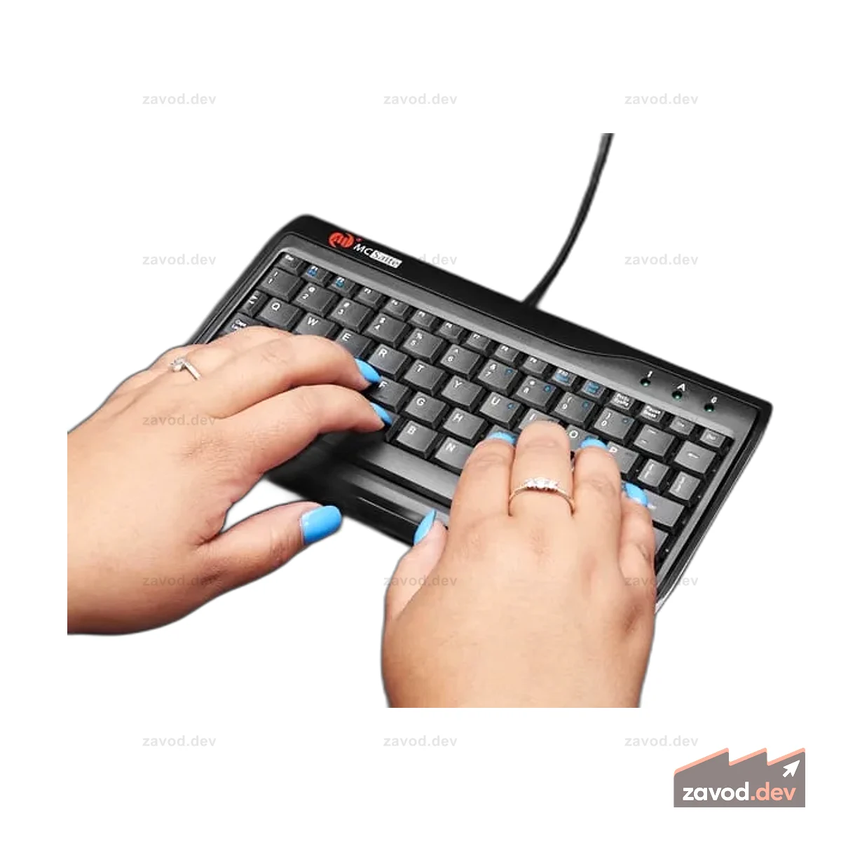 Миниатюрная клавиатура для микроконтроллеров PS/2 и USB
