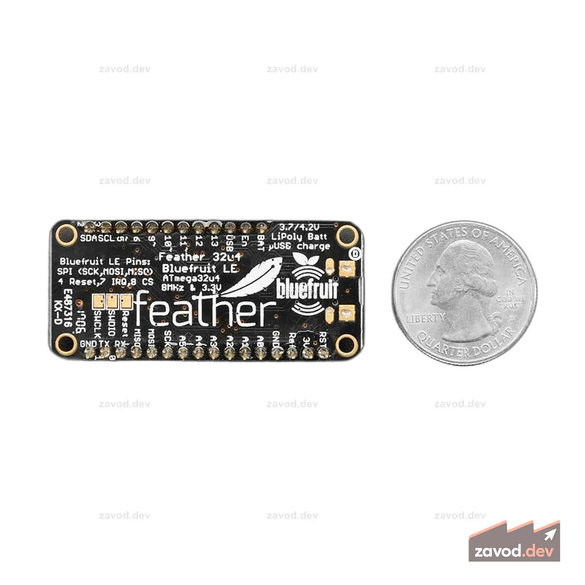 Adafruit Feather 32u4 Bluefruit LE со штабелируемыми головками в сборе
