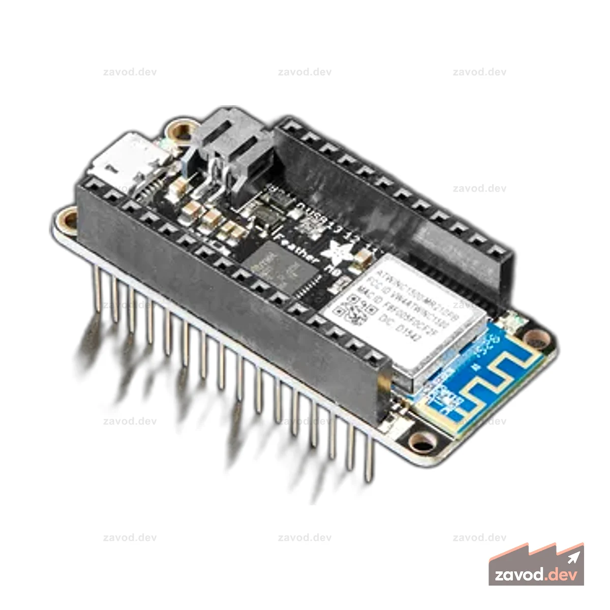 Собранный Adafruit Feather M0 WiFi со штабелируемыми разъемами