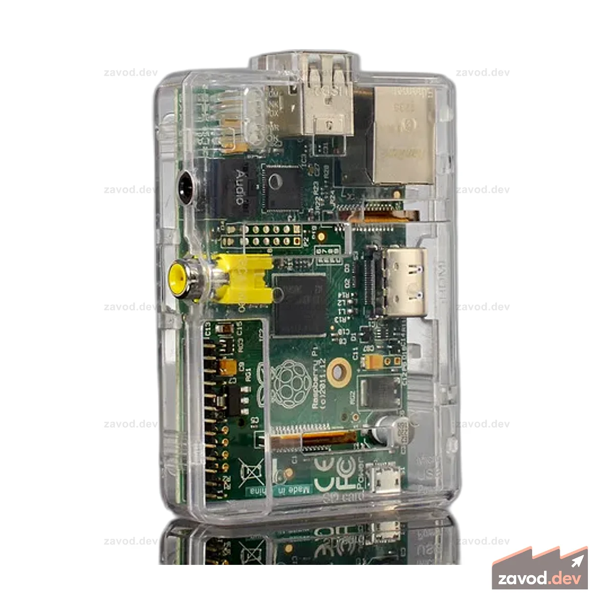 Pi Shell — прозрачный корпус Raspberry Pi модели A или B