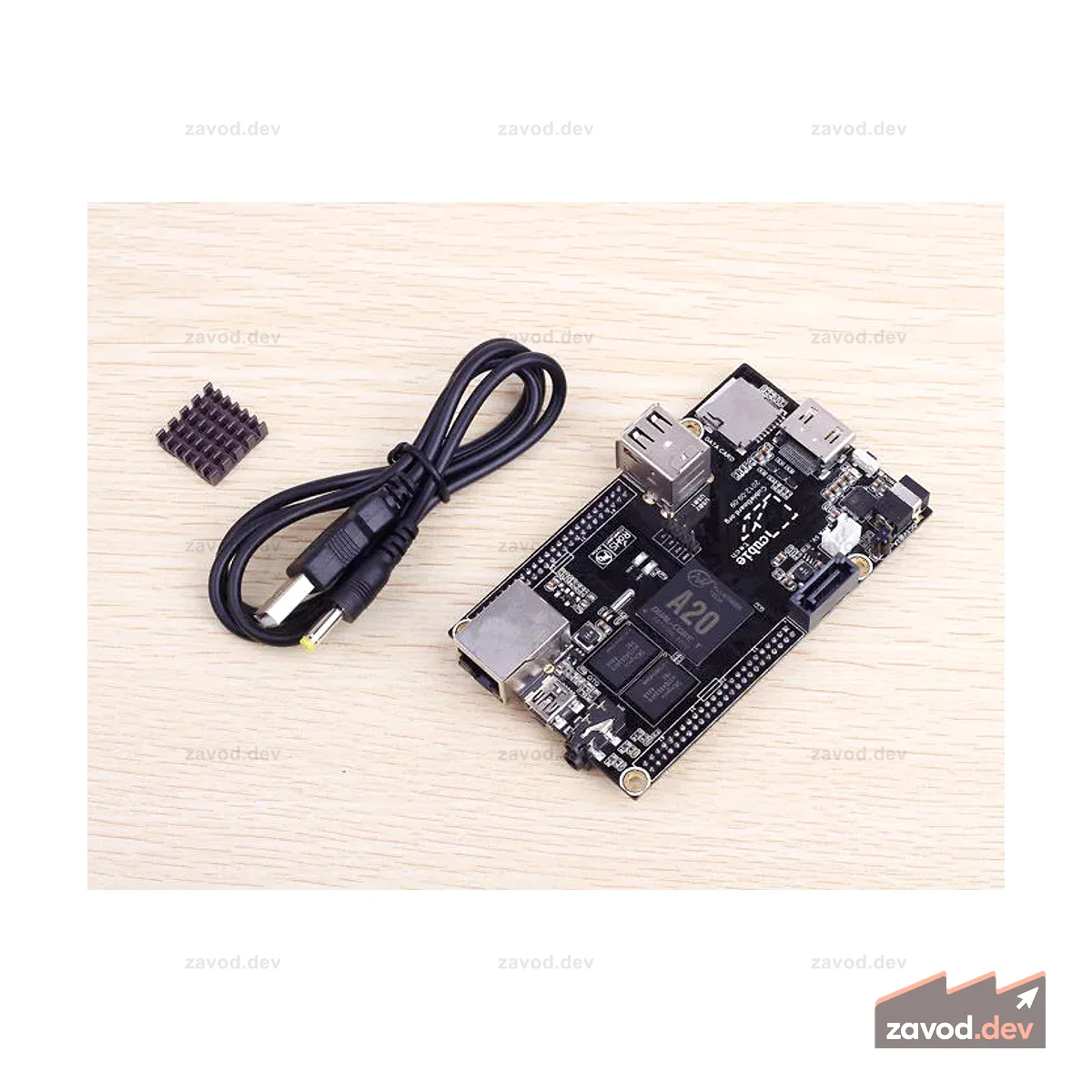 Cubieboard A20, версия с двумя картами
Версия